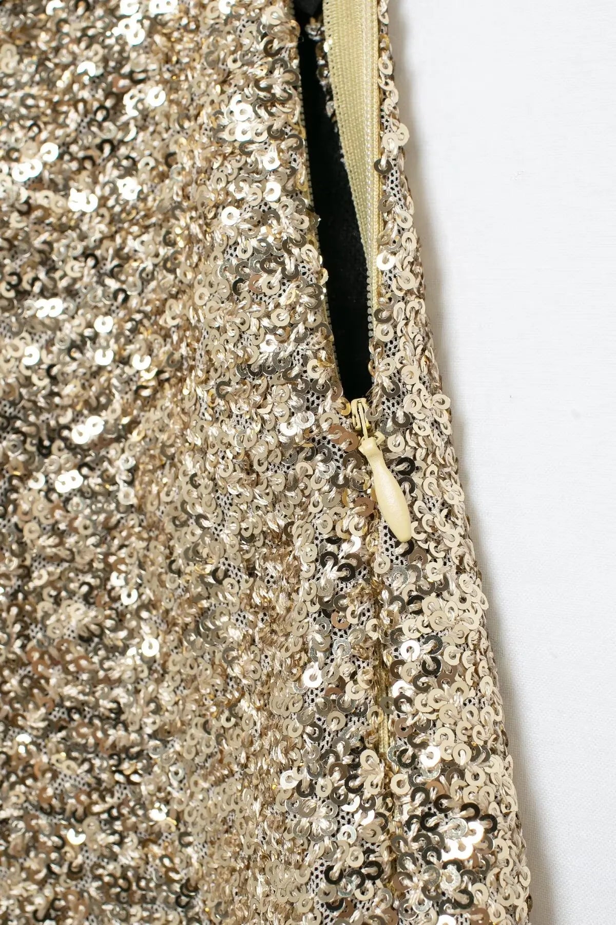 Taop&Za women's 2024 autumn and winter new pearl shorts solid color high commuting temperament shiny socialite mini pants