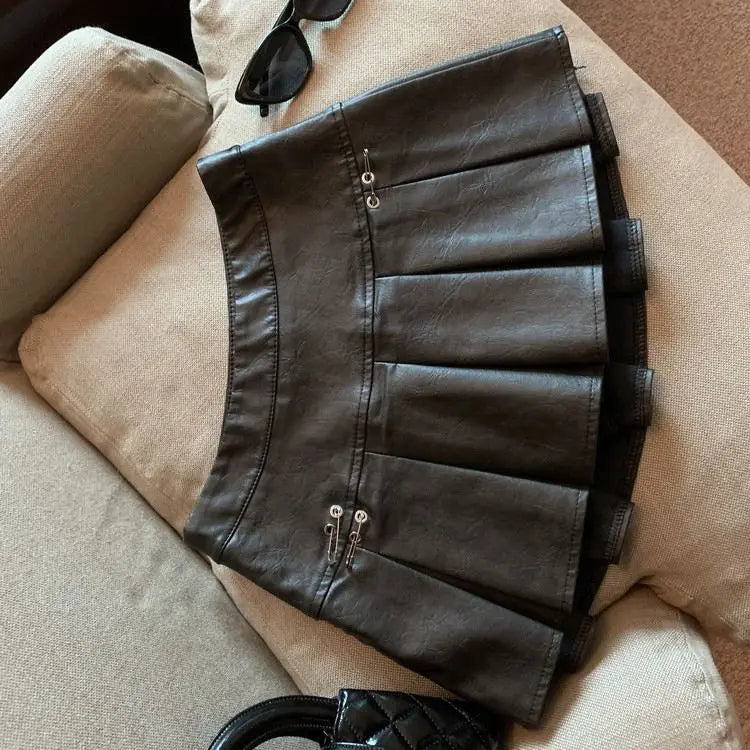 American PU Leather Pleated Skirt Women Slim High-waisted Design Mini Skirt Red Black