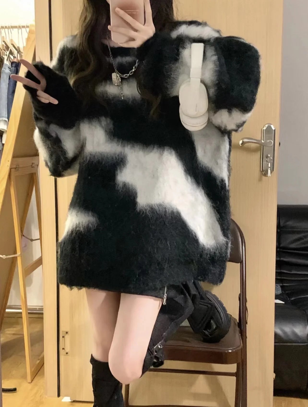 2024 Women's Loose Casual Warm Commuter Sweater Autumn Winter New Thickened Soft Irregular Stripes Fashion Versatile Pullover