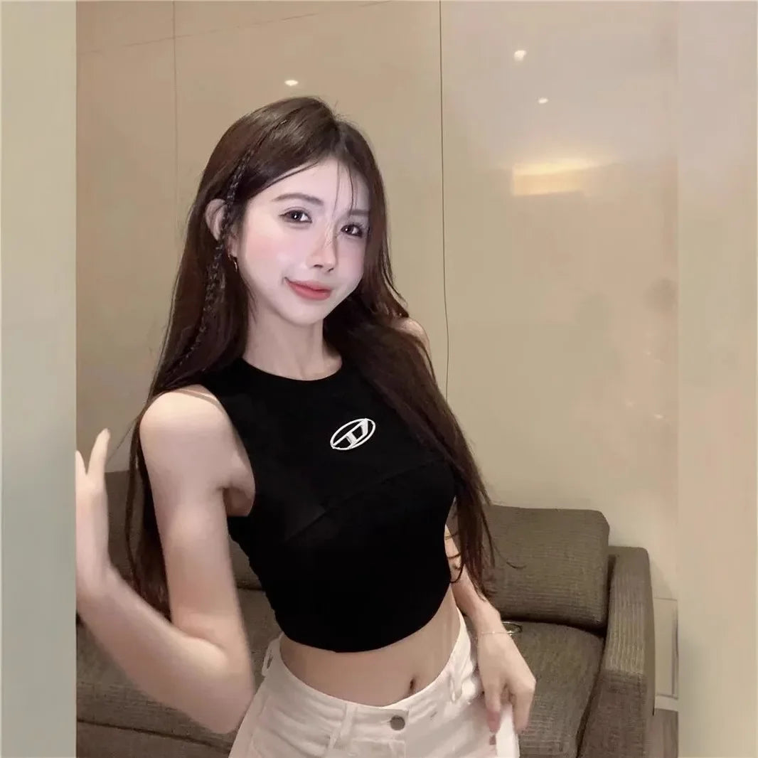 Summer Slim Fit Strapless Vest Women's Sleeveless Top Inner Wear Outerwear Design Casual Short T-Shirt for Young Girls