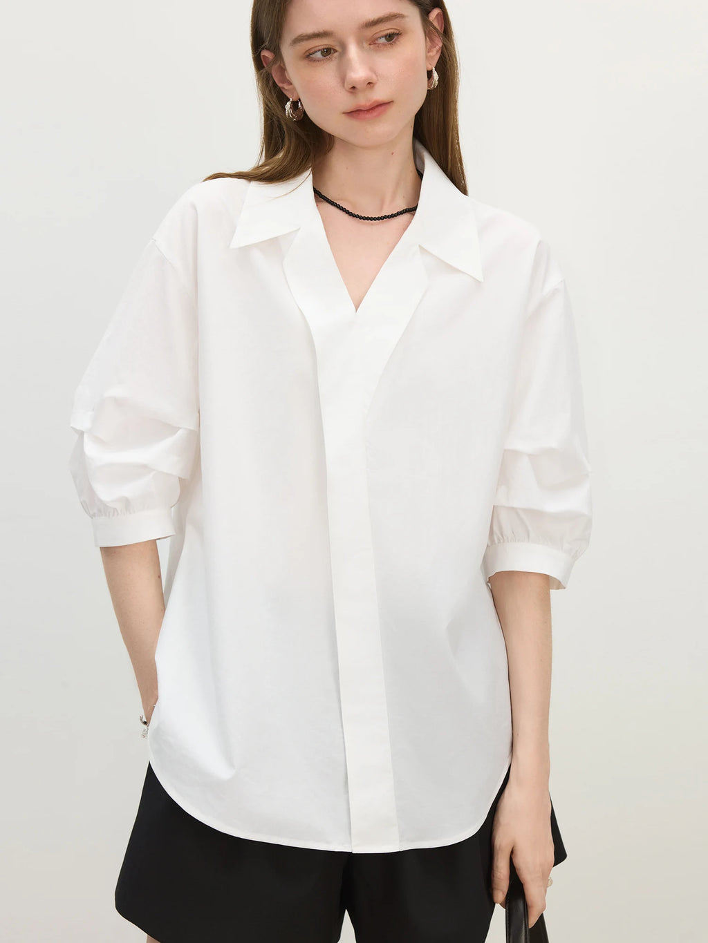 FSLE French Style Elegant Shirt Five-quarter Sleeve Fashion Top for Women 2025 Summer New V-neck Versatile Casual Tops 25FS12536