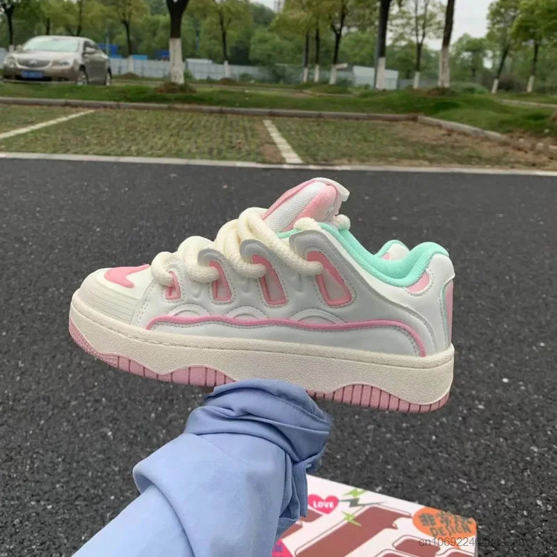 Sanrio Hello Kitty Luxury Design Plate Shoes Y2k Girl Cartoon Korean Style Aesthetic Cute Shoes Women Fashion Casual Sneakers