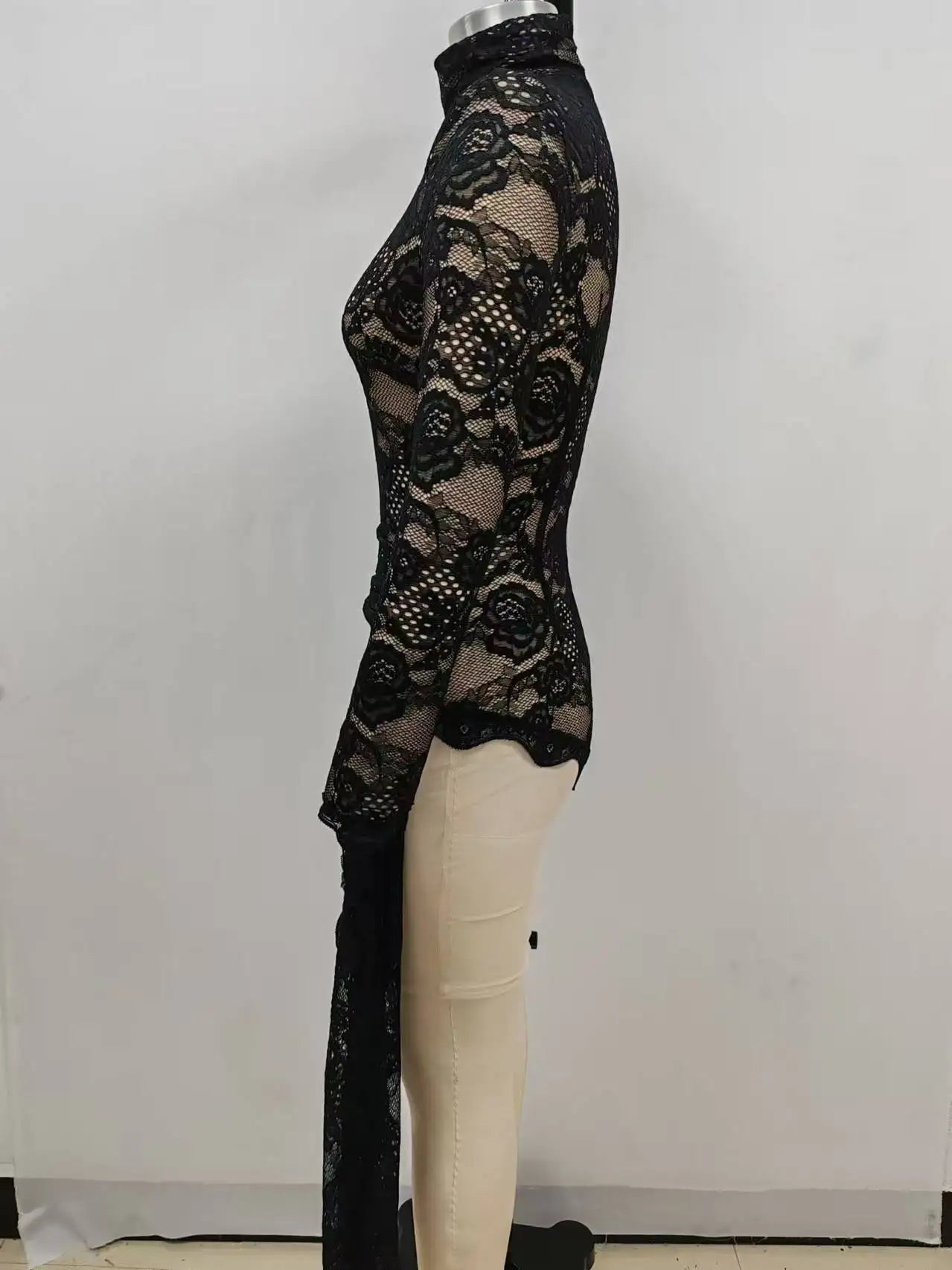 2024 New Autumn White Black Women Sexy Long Sleeve Lace Bodycon Draped Bodysuit Fashion Performance Costume Stage Wear