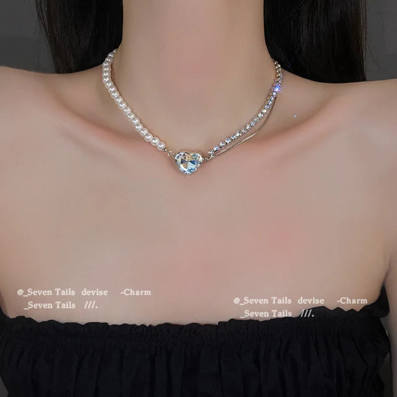 New Fashion Trend Unique Design Delicate Zircon Cross Pendant Necklace for Men and Women Couples Jewelry Party Premium Gifts