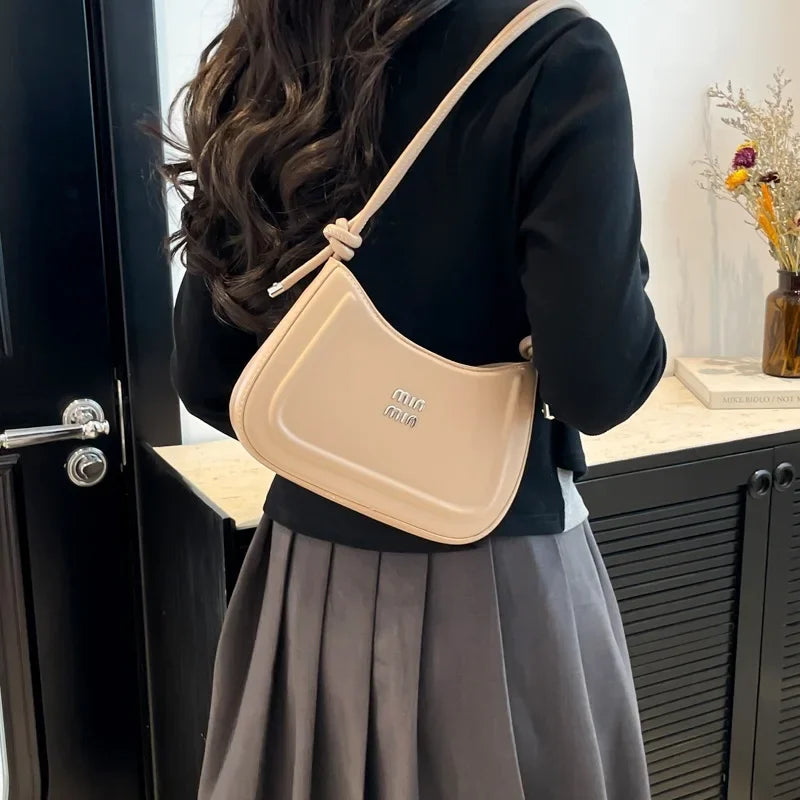 2025 High-End Summer Fashion Dumpling Bag Women Underarm Large Capacity Bag Versatile Simple Single Shoulder Bag Soft Polyester