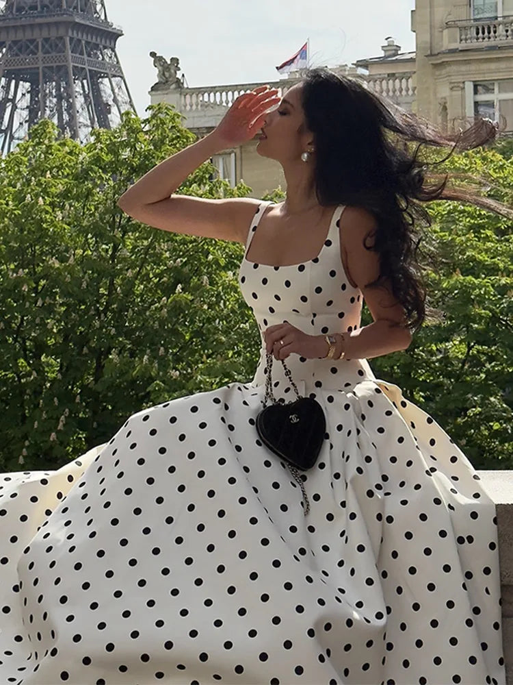 Square Collar Halter Polka Dot Dress Large Skirt Hem Pleated Waist Cinching Suspender Robes Slimming Sexy Fashion Long Dresses