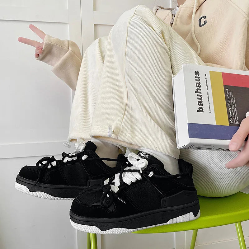 Men's Sneakers Lace Up Casual Shoes Spring Trend Platform Men Shoes Couple Outdoor Running Shoes Designer Women Vulcanized Shoe