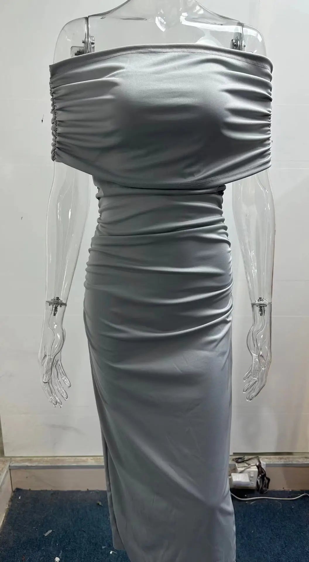 Spring European and American One Shoulder Pleated Dress Slim Fit and Slim Slim Slim Split Bottom Dress Long Dres