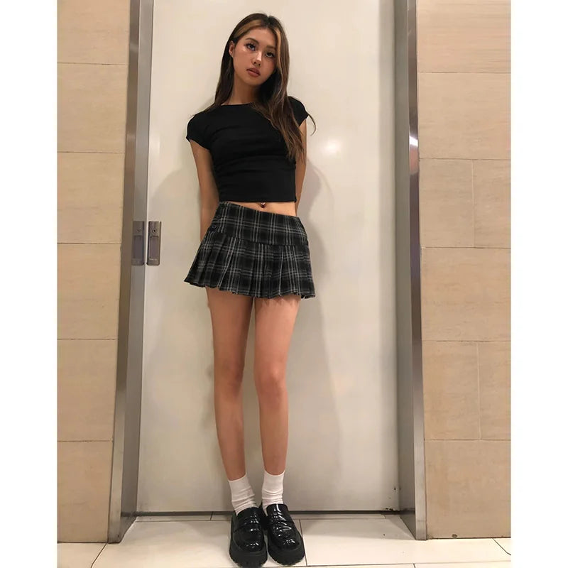Zoki Y2K Plaid Pleated Skirts Women Harajuku Low Waist Sexy Mini Skirt Retro American Gothic Streetwear Casual Lady Slim Skirt