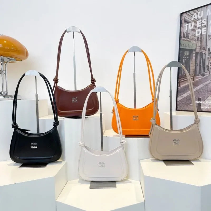 2025 High-End Summer Fashion Dumpling Bag Women Underarm Large Capacity Bag Versatile Simple Single Shoulder Bag Soft Polyester