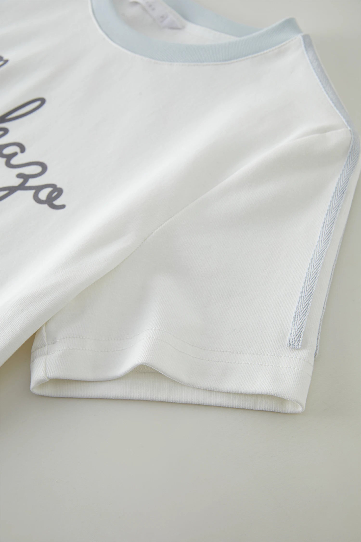 FSLE 2025 Summer Sporty Cropped Jersey Tee Petite Racerback Gym to Street Y2K Aesthetic Breathable Split Hem Reflective Trim