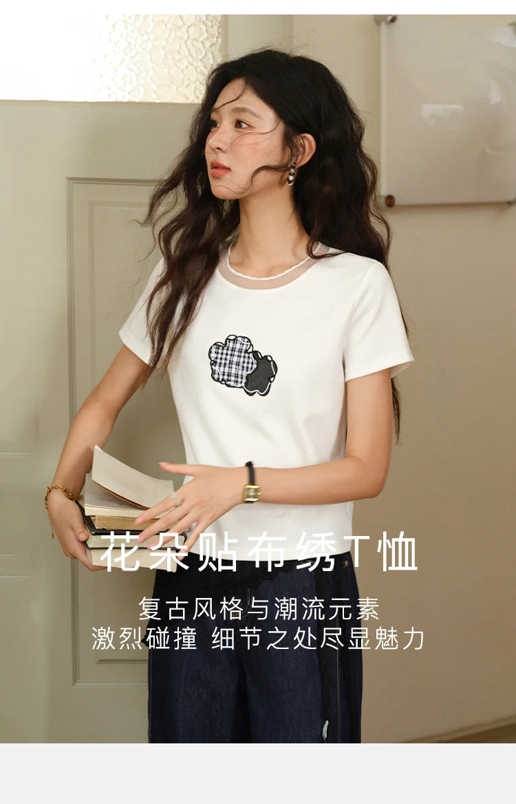 MISHOW Lace Edge Splicing Short Sleeve T-shirt for Women 2025 Summer Female Round Neck Simple Top Women's Clothing MXE38T0630