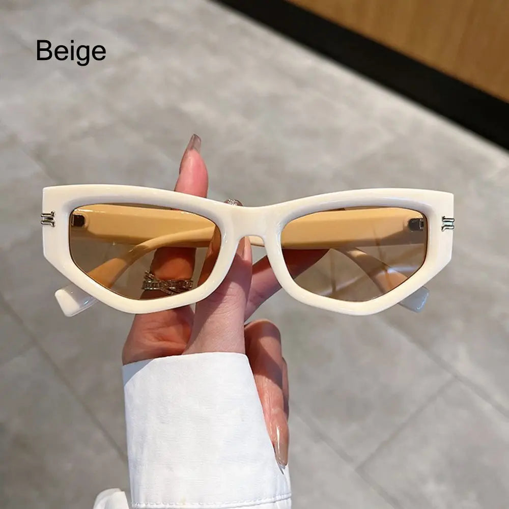 Vintage Cat Eye Sunglasses for Women New in Fashion Gradient Women Black Shades Trendy Chic Luxury Brand Designer Sun Glasses