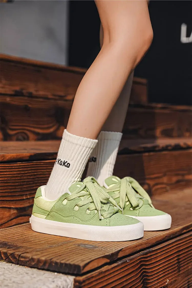 2025 trend men's casual shoes small white shoes board shoes Daddy shoes size