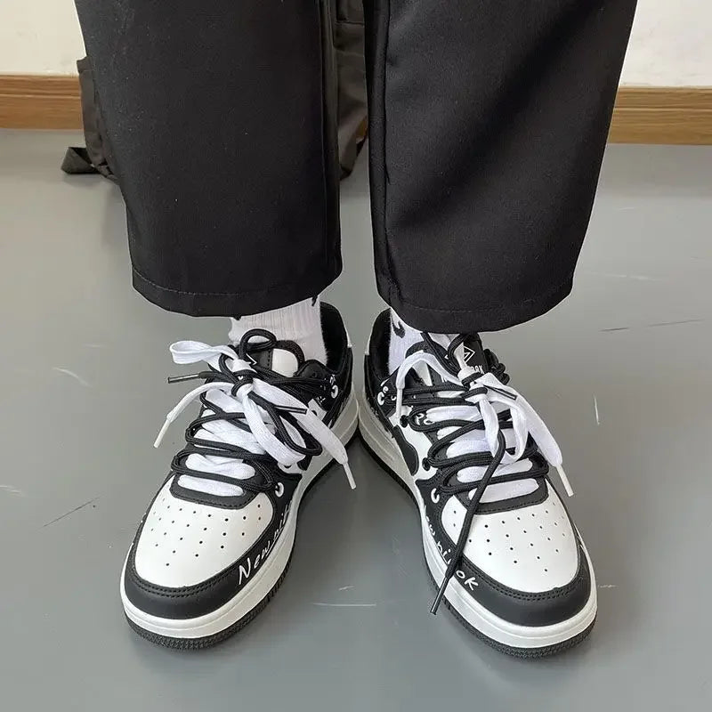 Women's Low-Top Breathable Trendy Shoes 2023 New Style Couple Casual Shoes PU Leather Rubber Bottom Comfortable Sneakers