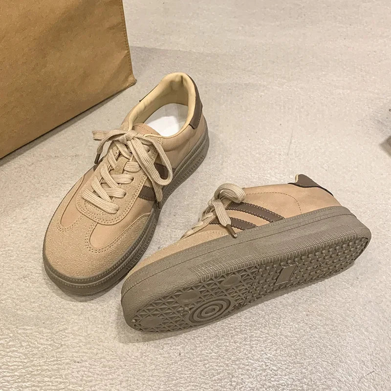 Women's Casual Sports Shoes Spring New Style Versatile Lightweight Lace-Up Mesh Thick Bottom Foot-Extending Dad Sneakers