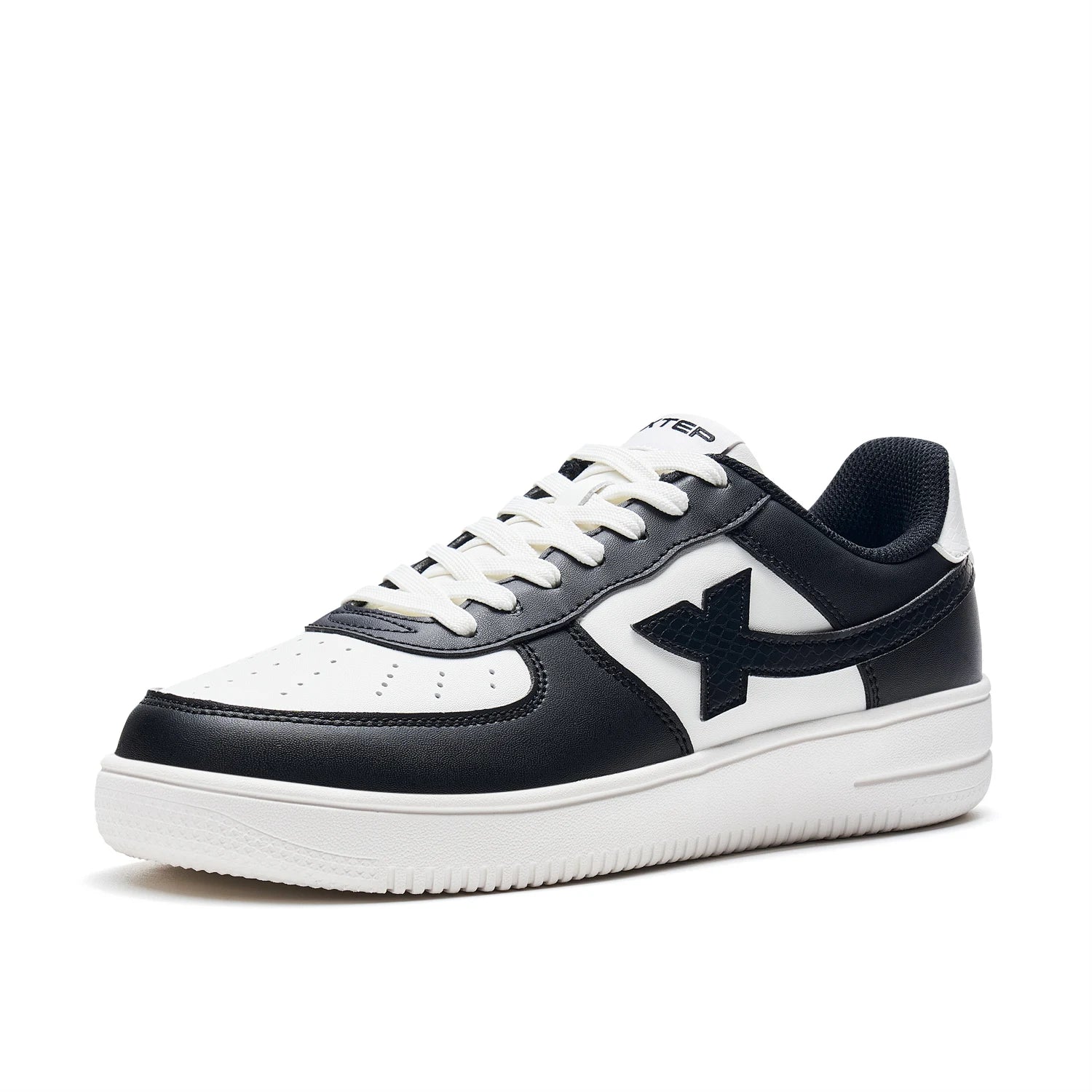 Xtep Men Skateboarding Shoes Non-Slip Casual White Couple Skate Sneakers Male Female Luxury Brand Shoes 881219319851