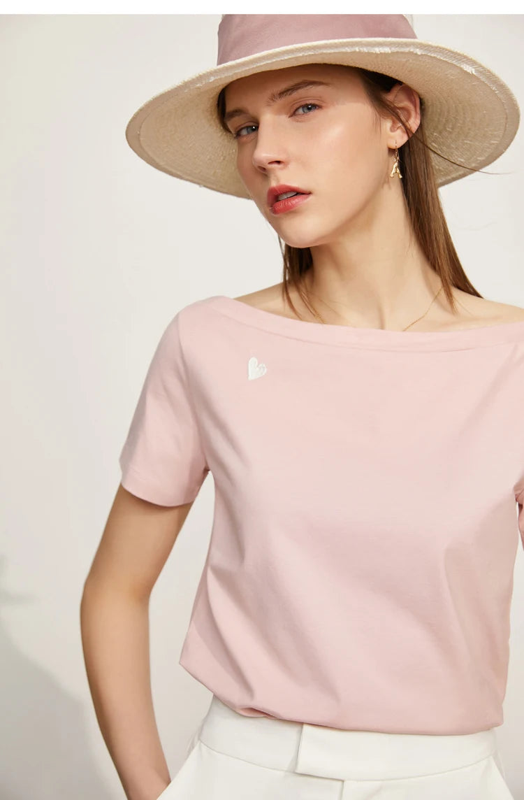 AMII Minimalism T-shirt Women 2023 Spring New Petite Niche Design All-match Office Lady Slash Neck Loose Embroidery Top 12342274