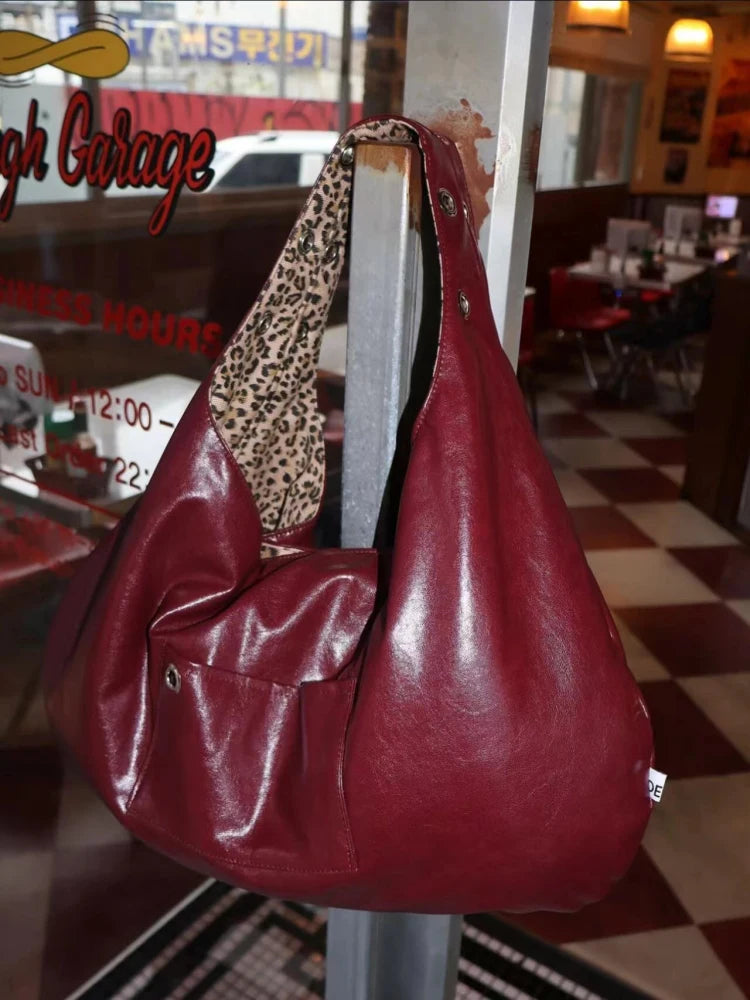 UR New Faion Design Large Capaci Handbag Simple Commuter Bag Women's Underarm Bag Tote Bag Vintage Sle Single oulder Bag