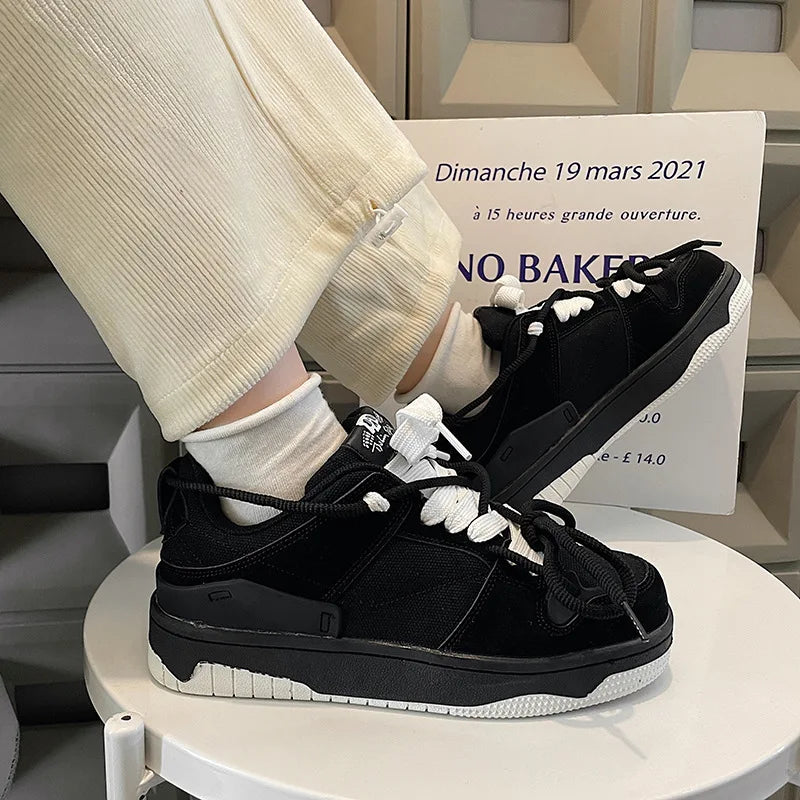 Men's Sneakers Lace Up Casual Shoes Spring Trend Platform Men Shoes Couple Outdoor Running Shoes Designer Women Vulcanized Shoe