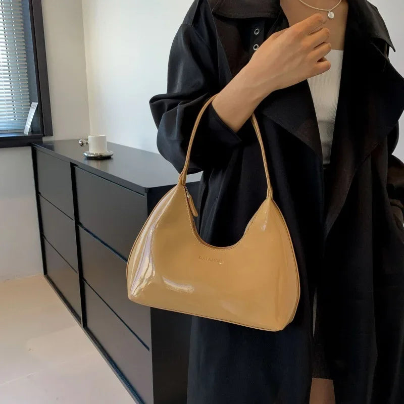 Fashionable Single Shoulder Bag Women's Handbag Underarm Moon Shape Casual Handbag PU Leather Trendy Bag for Ladies