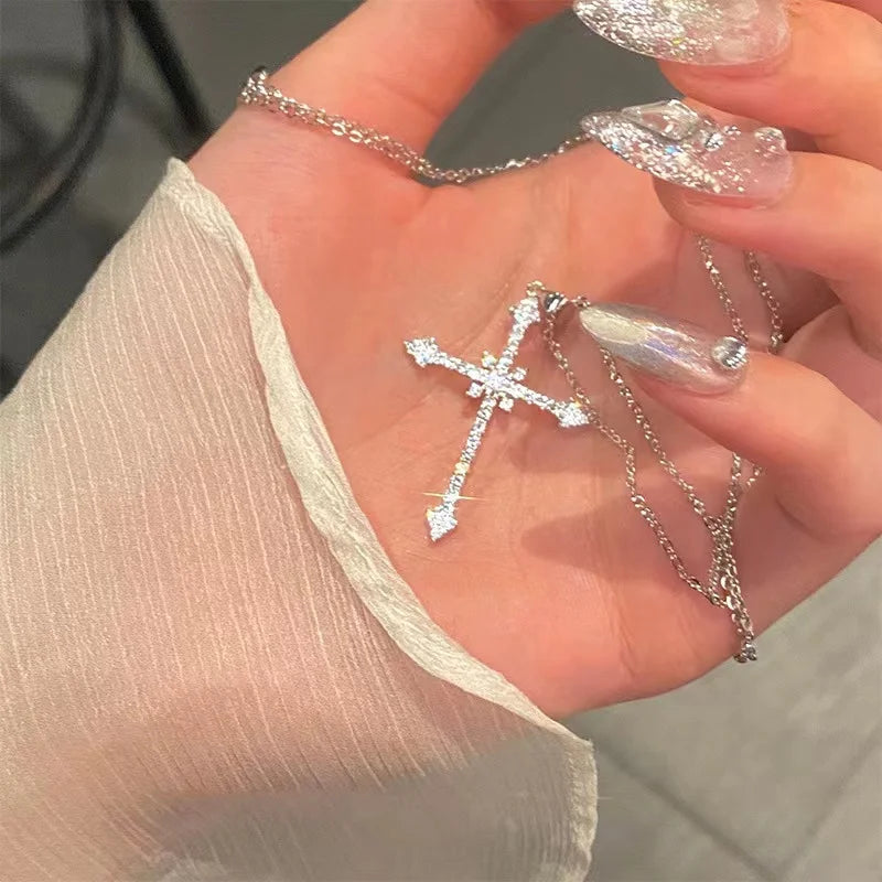 New Fashion Trend Unique Design Delicate Zircon Cross Pendant Necklace for Men and Women Couples Jewelry Party Premium Gifts