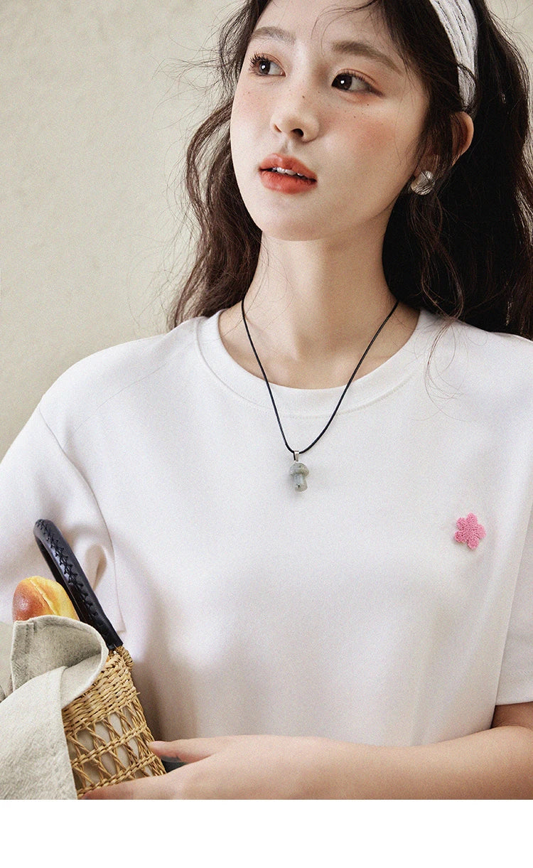 MISHOW Casual Graffiti T-shirt Women Summer 2025 Short Sleeve Round Neck Loose Shirts Female New Fashion Tops Lady MXE15T0475