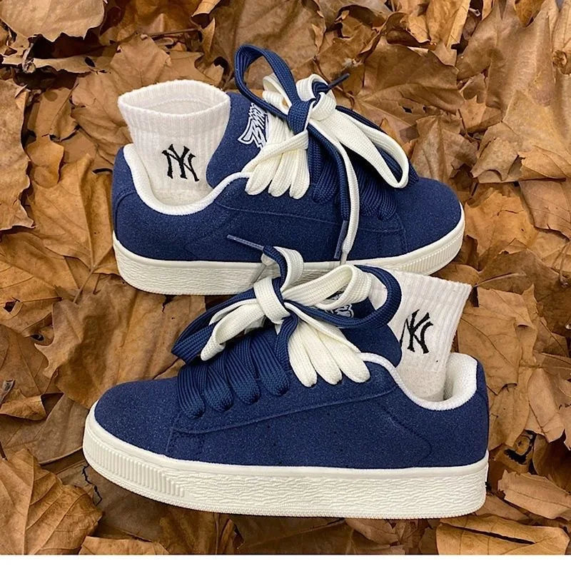 2025 Spring New Casual Couple Casual Shoes Retro Chic Versatile Youth Trend Breathable Height Increasing Sports Skateboard Shoes