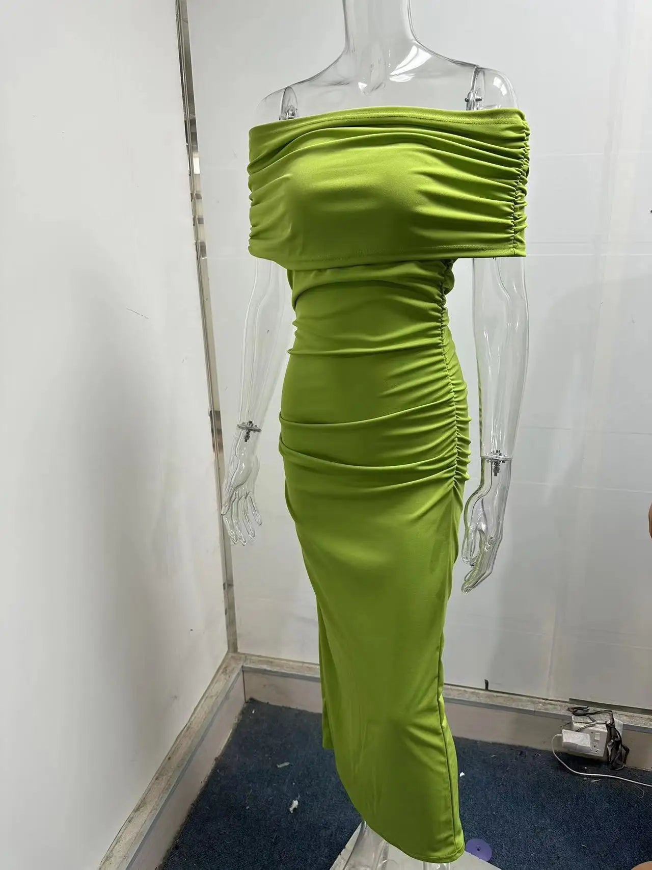 Spring European and American One Shoulder Pleated Dress Slim Fit and Slim Slim Slim Split Bottom Dress Long Dres