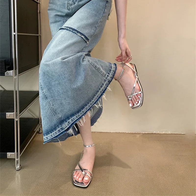 2025 Summer Gladiator Women Sandals Fashion Elegant Narrow Band Clip Toe Shoes Ladies Comfort Flats Beach Sandalias