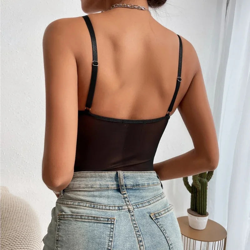 2025 Women's Clothing, Deep V-neck Shaping, Sexy Tight Fitting Adjustable Shoulder Straps, Reinforced Soft Padded Bra, Top