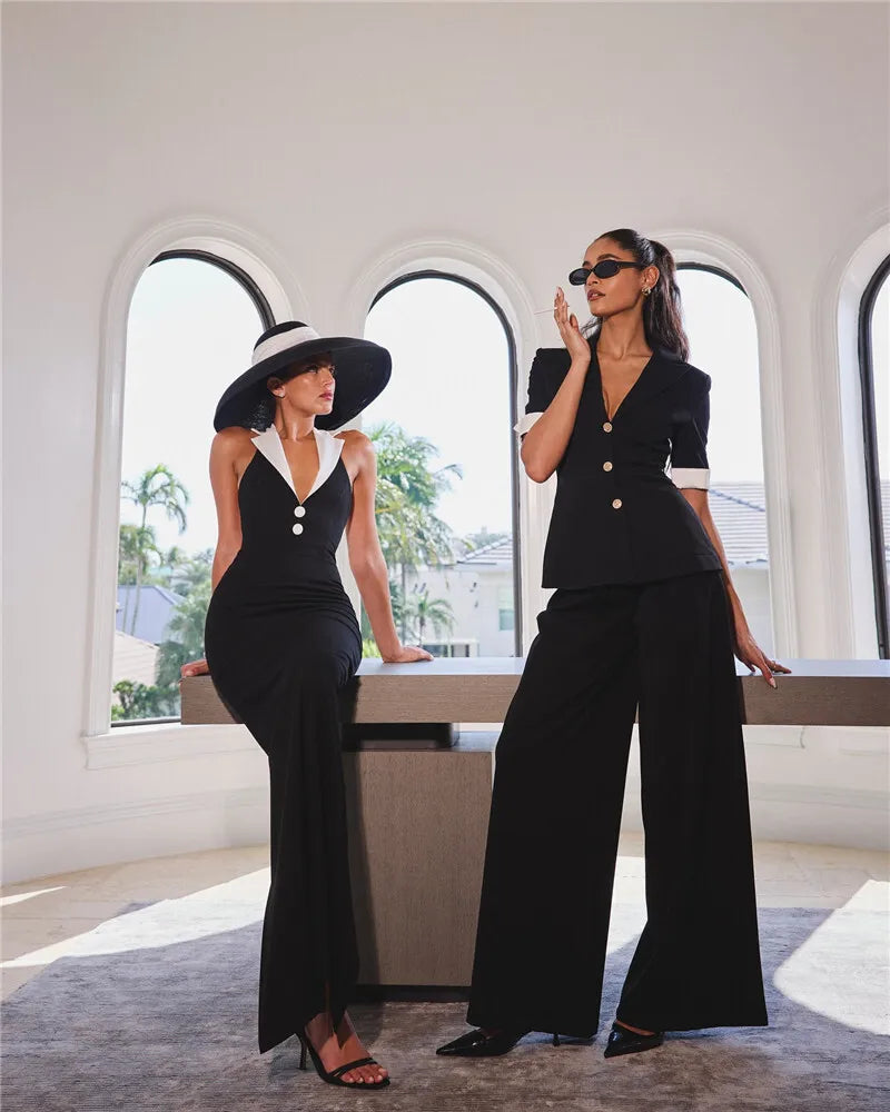 Mozision Halter Backless Sexy Maxi Dress For Women Gown Contrast Color Notched Collar Sleeveless Bodycon Club Party Tank Dress