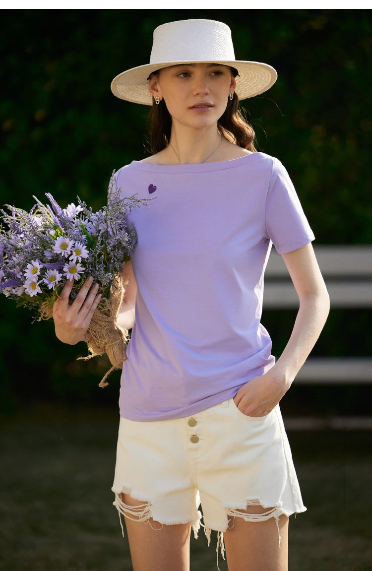 AMII Minimalism T-shirt Women 2023 Spring New Petite Niche Design All-match Office Lady Slash Neck Loose Embroidery Top 12342274