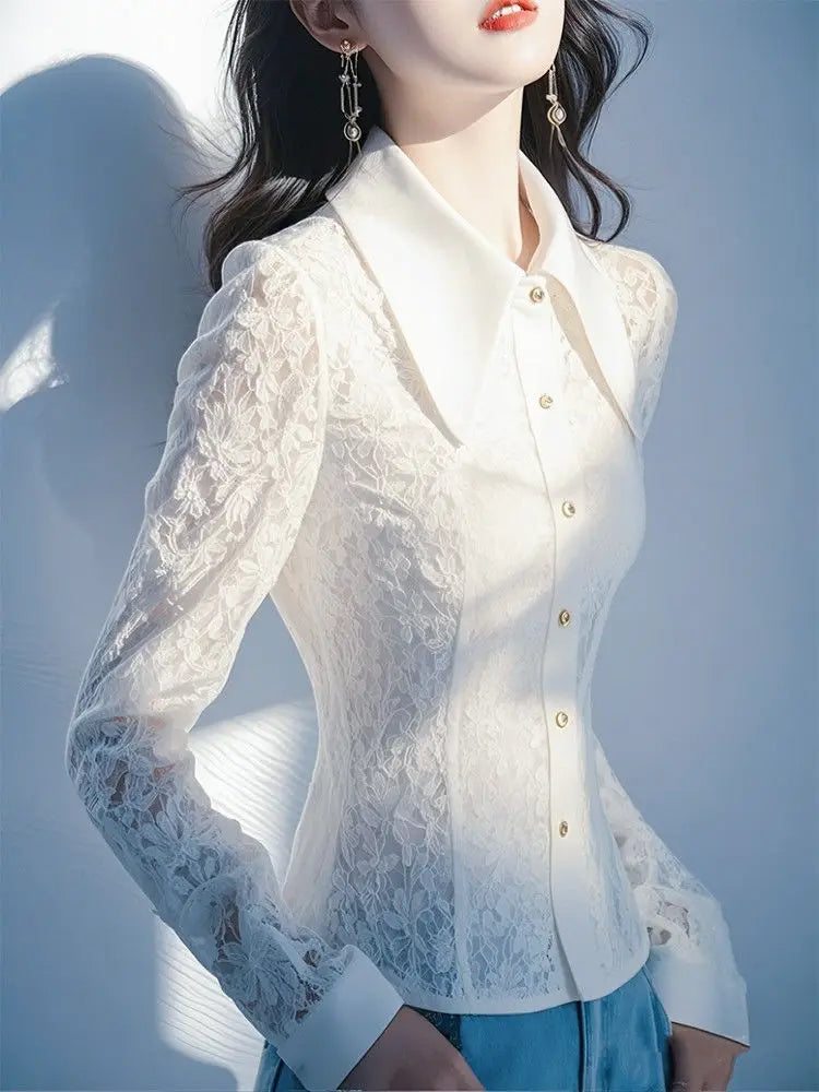 Single Row Multi-button White Lace Fashionable Shirt 2025 Early Spring New Fashionable French Waistclosing Long-sleeved Cardigan