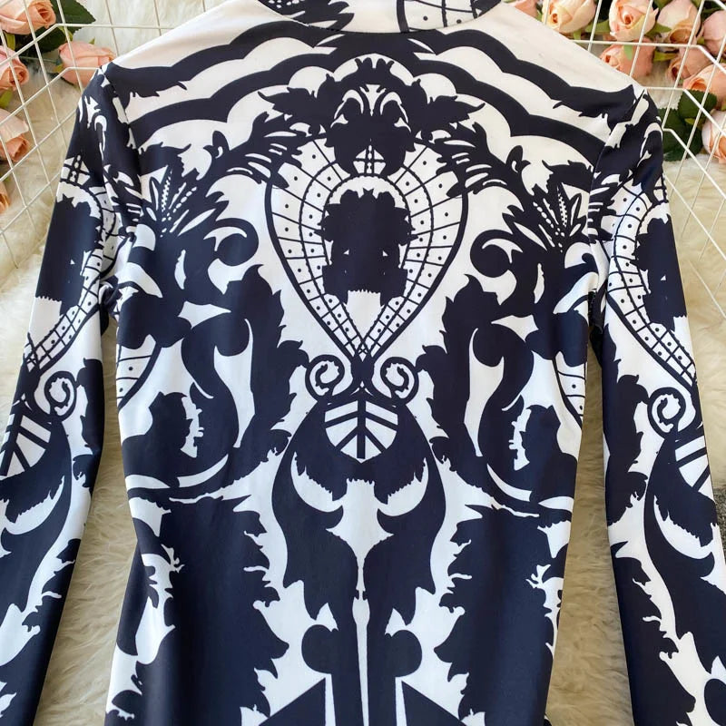 Women Bodysuit 2024 New Spring Fashion Diamonds Long Sleeve T-shirt Casual Streetwear Floral Print Sexy Skinny Bodycon Tops