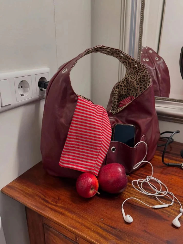 UR New Faion Design Large Capaci Handbag Simple Commuter Bag Women's Underarm Bag Tote Bag Vintage Sle Single oulder Bag