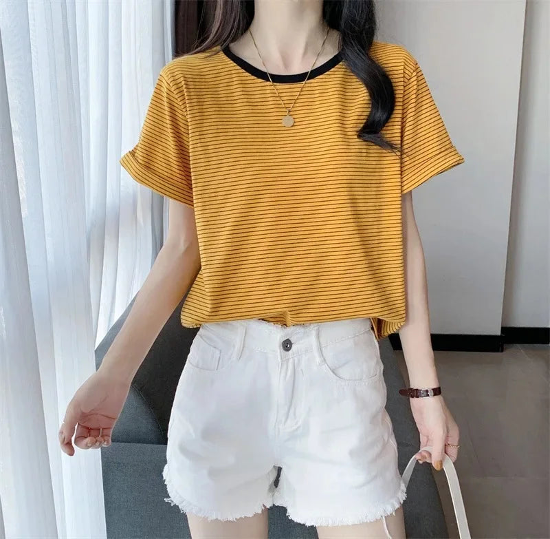 2024 New Round Neck Loose-Fit Stylish Striped T-Shirt Short Sleeves Women's Summer Round Neck T-Shirt Crewe Neck Design