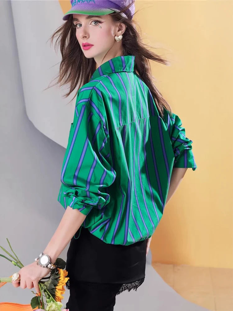 Women’s Cropped Loose Fit Striped Shirt with Letter Patch, Casual Button Down Blouse, Pink Streetwear Long Sleeve Top