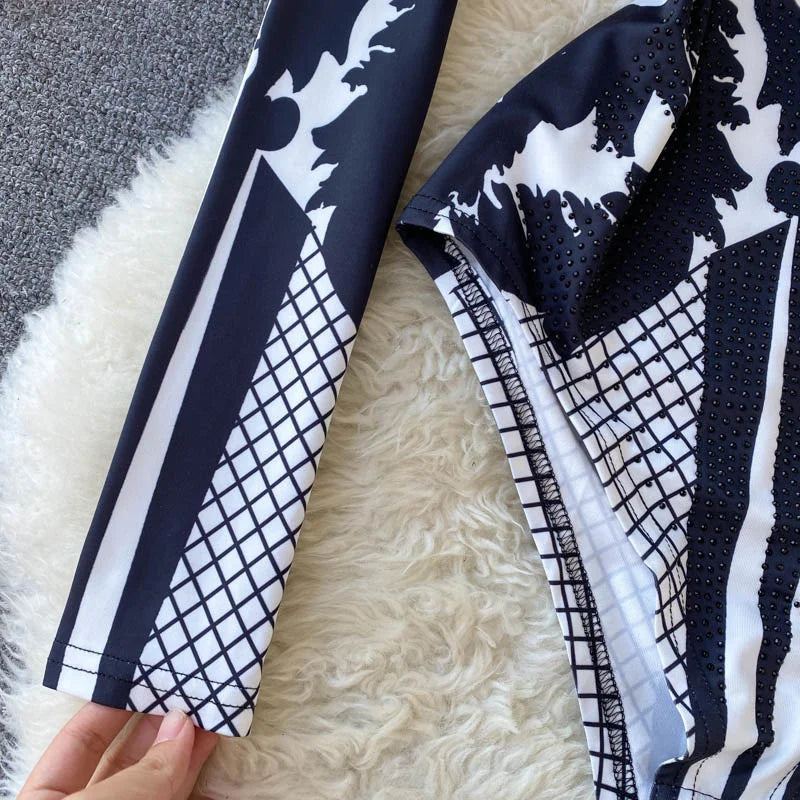 Women Bodysuit 2024 New Spring Fashion Diamonds Long Sleeve T-shirt Casual Streetwear Floral Print Sexy Skinny Bodycon Tops