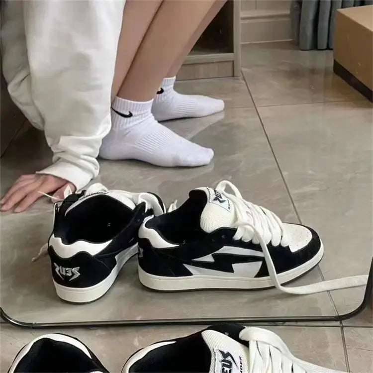 Summer Chunky Ladies Sneakers Thick Bottom Increased Ultra-Light Non-Slip Wear-Resistant Bread Casual Sneakers Vulcanized Shoes