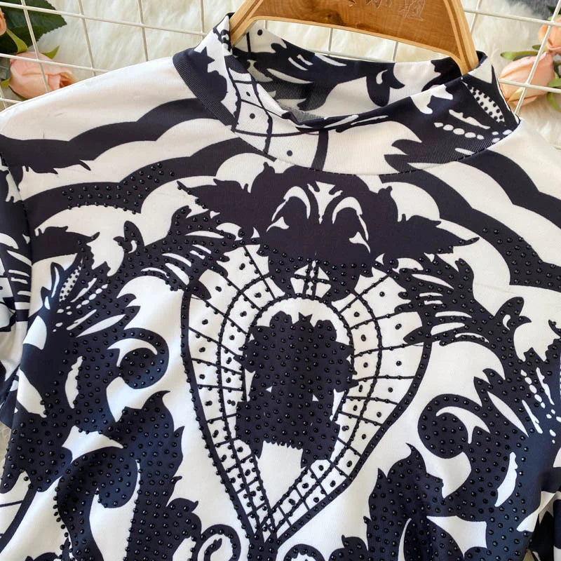 Women Bodysuit 2024 New Spring Fashion Diamonds Long Sleeve T-shirt Casual Streetwear Floral Print Sexy Skinny Bodycon Tops