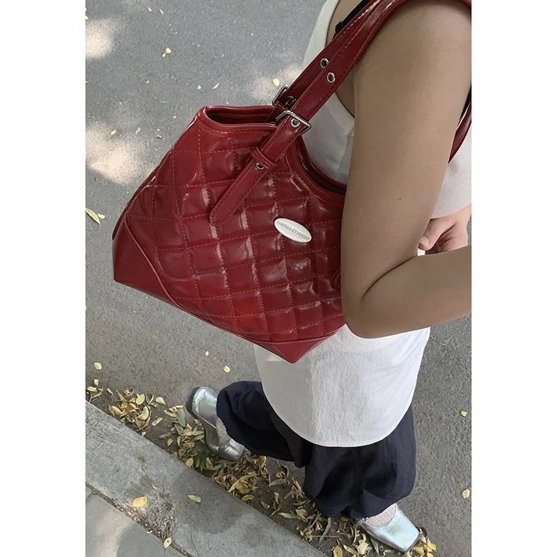 Fashionable Large Capaci Tote Bag Women's Underarm 2024 New Sle Diamond Grid Commuter Bag Single Shoulder Soft PU Leather