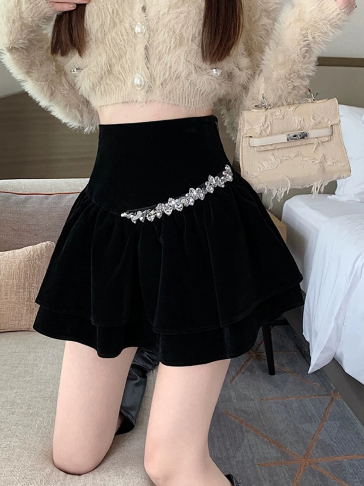 Bla Velvet Cake f Skirt Women's Autumn Winter High Waist A-Line Fluffy ort Skirt Small Size Pleated f Skirt
