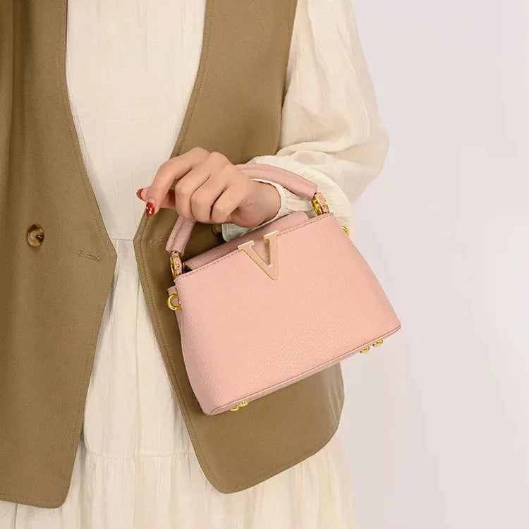 Luxury Fashion Leather Women Handbags 2025 Summer New Small Shoulder Crossbody Bag Portable V Letter Shell Messenger Bags