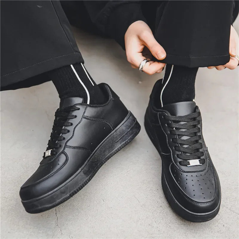 Autumn/Winter Black Casual Men's Shoes Air Force Sports Number 1 Black Kitchen Trendy Shoes Winter Rubber Outsole China Made