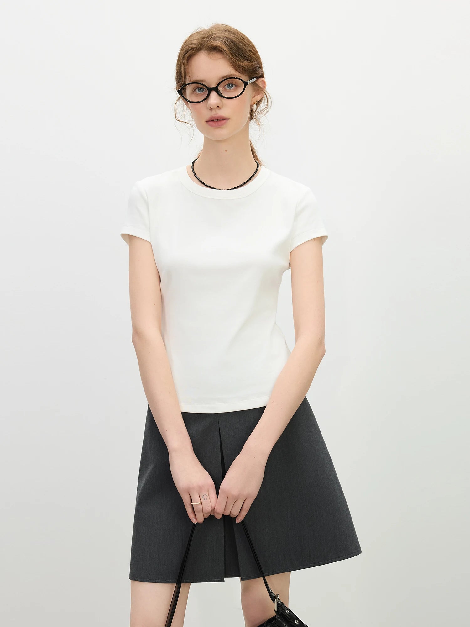 FSLE MInimalism Style Pink Straight Shoulder Short-sleeved T-shirt for Women 2025 Summer New Slim Fit Round Neck Top 25FS12113