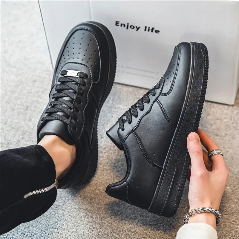 Autumn/Winter Black Casual Men's Shoes Air Force Sports Number 1 Black Kitchen Trendy Shoes Winter Rubber Outsole China Made