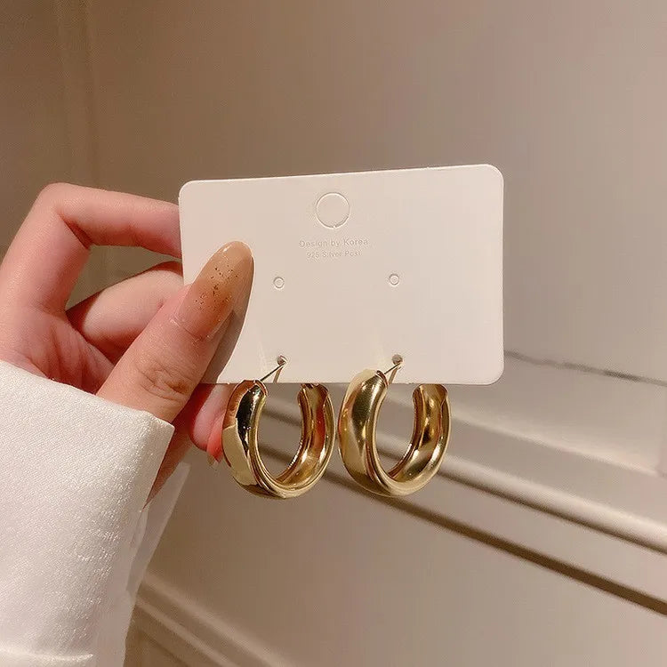 Fashion Exaggerated Big Circle Hoop Earrings for Women Statement Jewelry Smooth Circle Earrings Femme Boucles d'oreilles