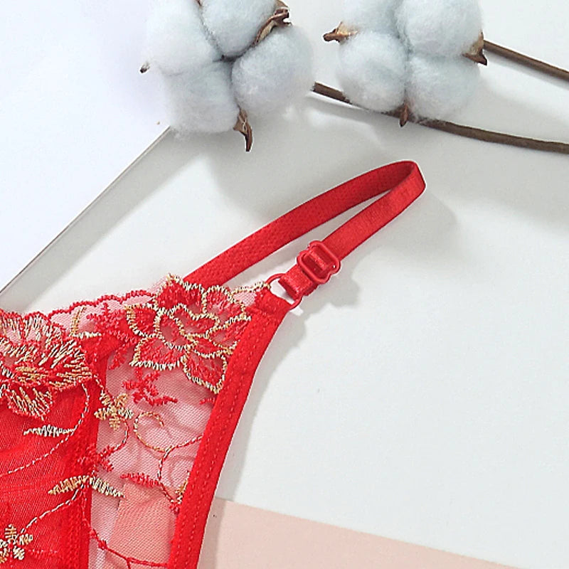 Women Lace Thong G-string Panties Sexy Floral Underwear Transparent Women's Panties Female Underpants Lingerie