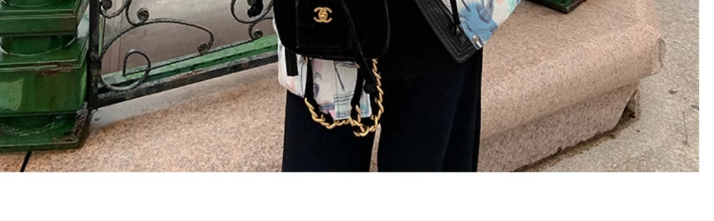 Down Jacket Fashion Short Women's Autumn and Winter Thickened Warm Windproof Warm Loose Hooded Straight Cartoon Anime Print 1Pc